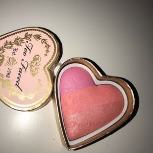 Too faced candy glow blush